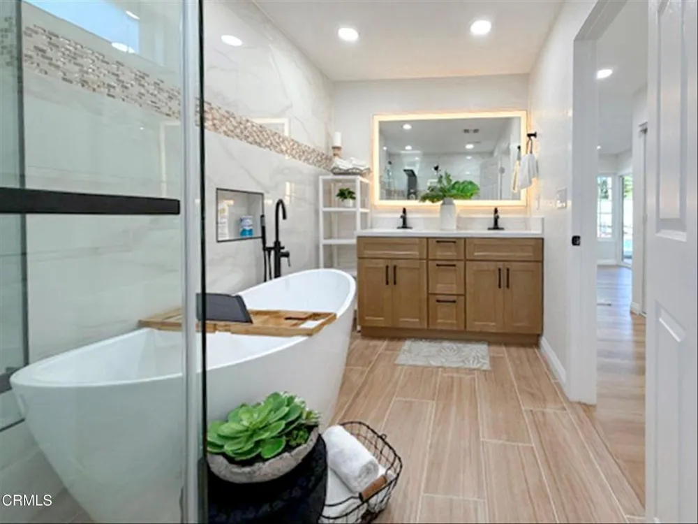 295 E Blue Mountain Way Claremont, CA 91711