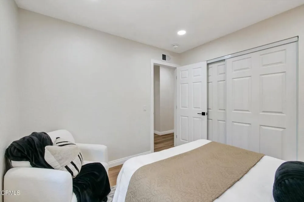 295 E Blue Mountain Way Claremont, CA 91711