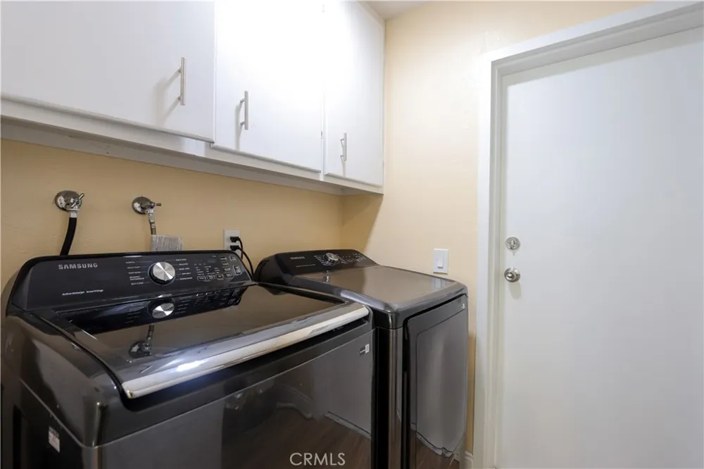 2713 W Northwood Santa Ana, CA 92704