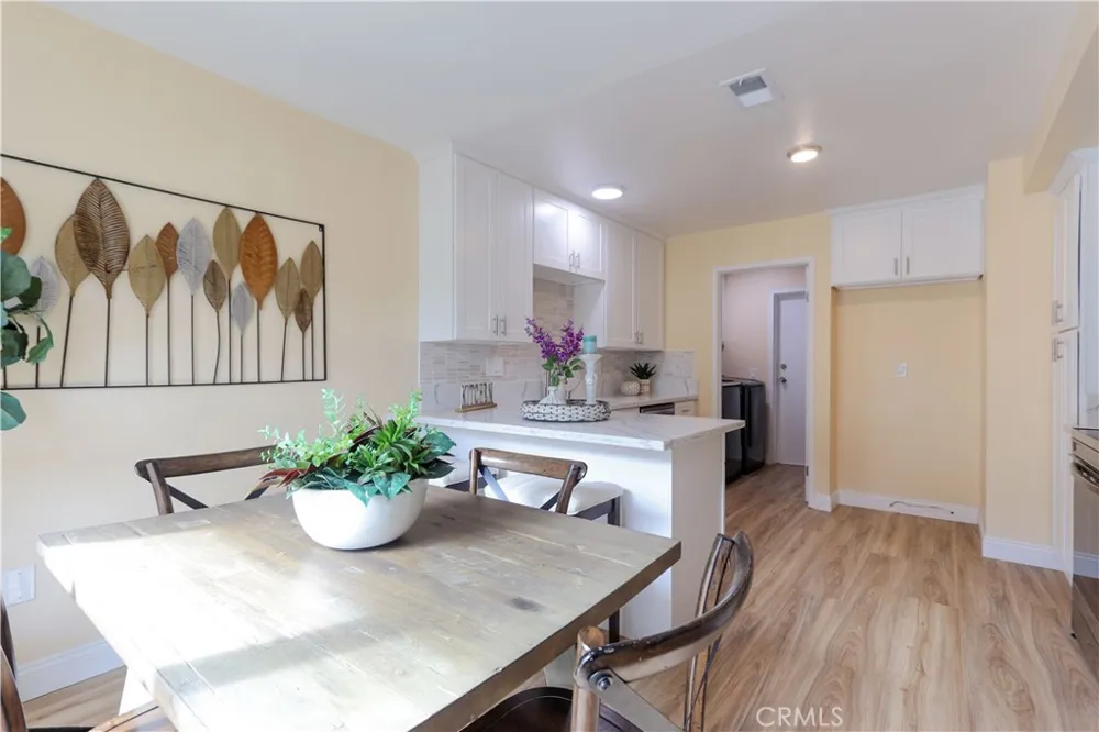 2713 W Northwood Santa Ana, CA 92704