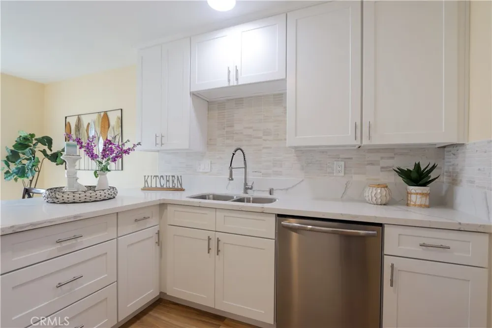 2713 W Northwood Santa Ana, CA 92704