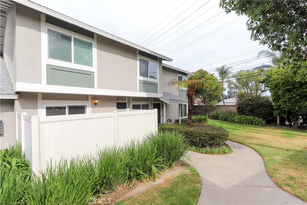 2713 W Northwood Santa Ana, CA 92704