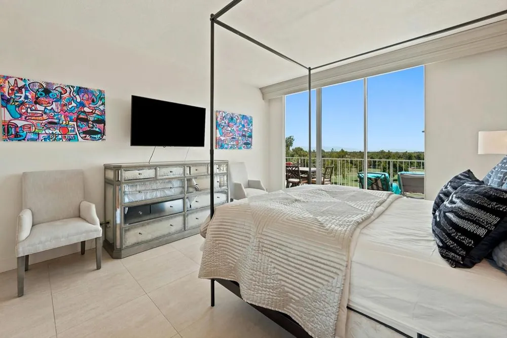 900 Island Drive #703 Rancho Mirage, CA 92270