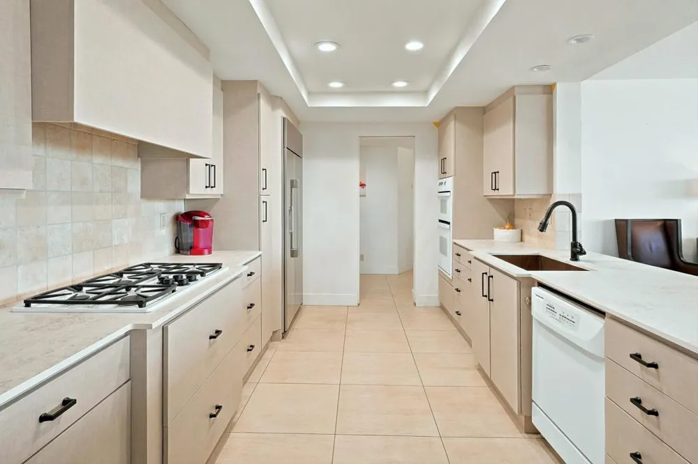 900 Island Drive #703 Rancho Mirage, CA 92270