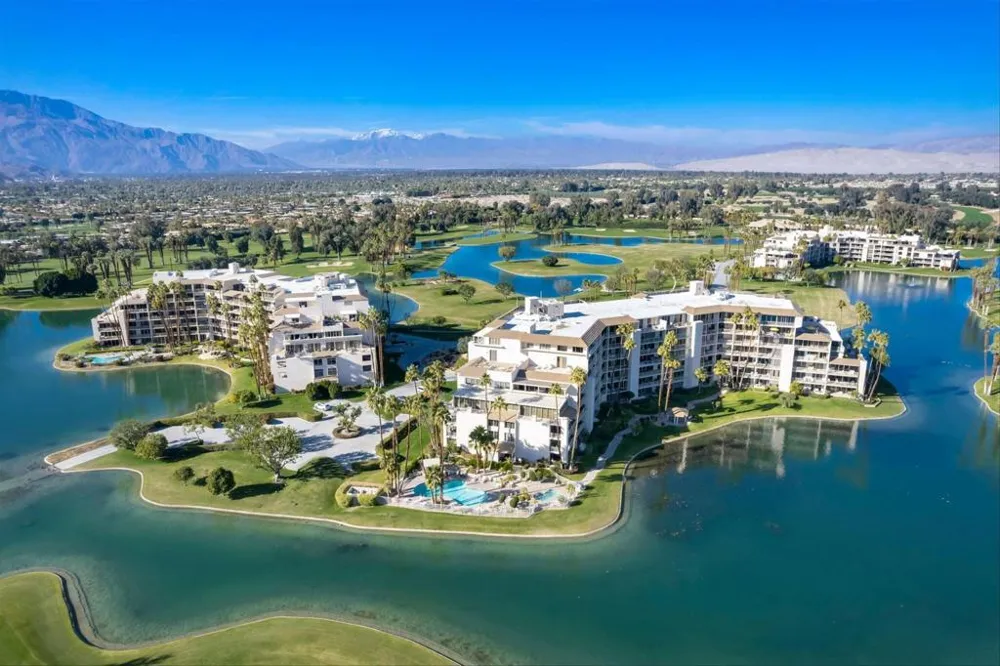 900 Island Drive #703 Rancho Mirage, CA 92270