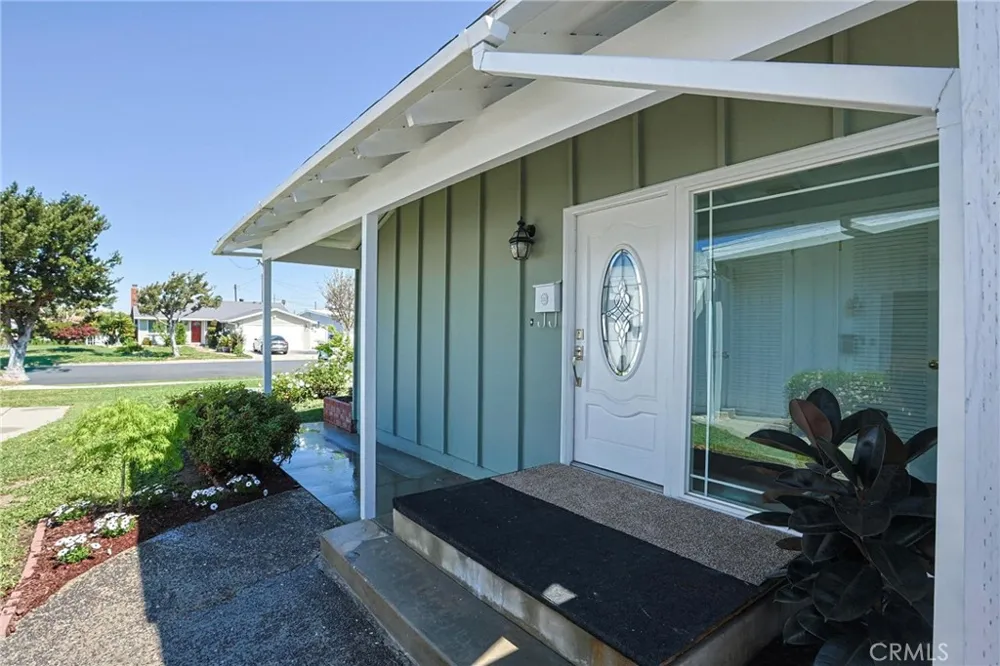 1328 W 214th Street Torrance, CA 90501