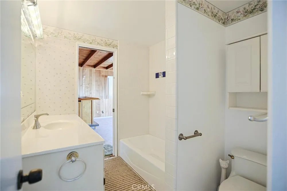 1328 W 214th Street Torrance, CA 90501