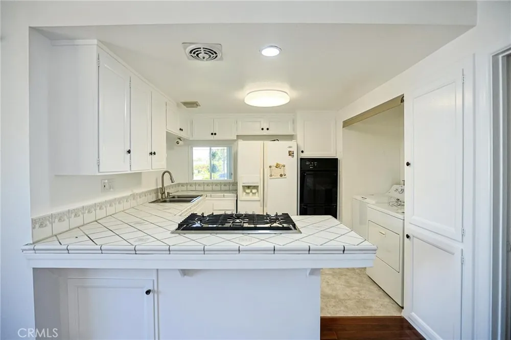 1328 W 214th Street Torrance, CA 90501