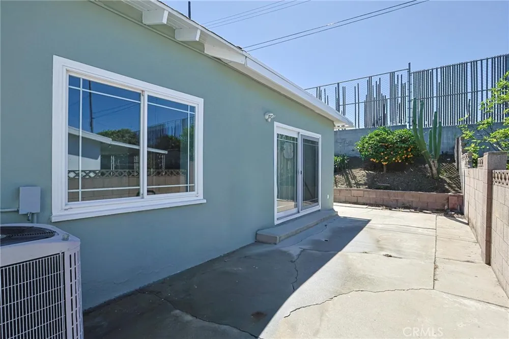1328 W 214th Street Torrance, CA 90501