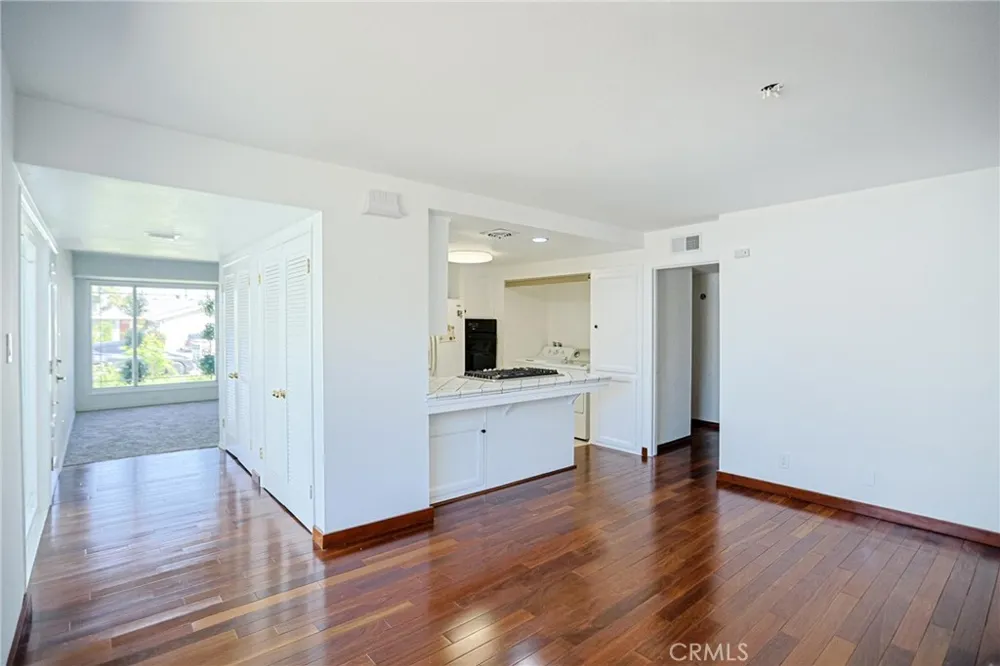 1328 W 214th Street Torrance, CA 90501