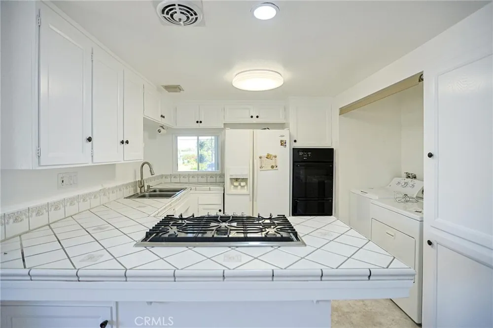 1328 W 214th Street Torrance, CA 90501