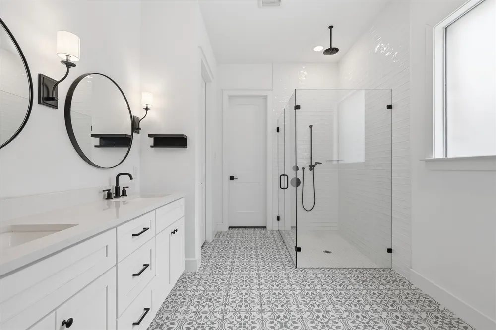 4728 Brockwell Drive Carrollton, TX 75010