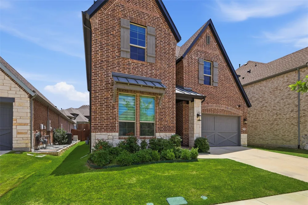 4728 Brockwell Drive Carrollton, TX 75010