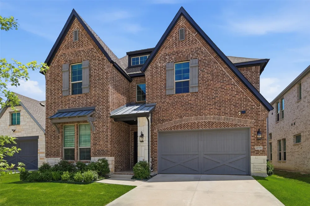 4728 Brockwell Drive Carrollton, TX 75010