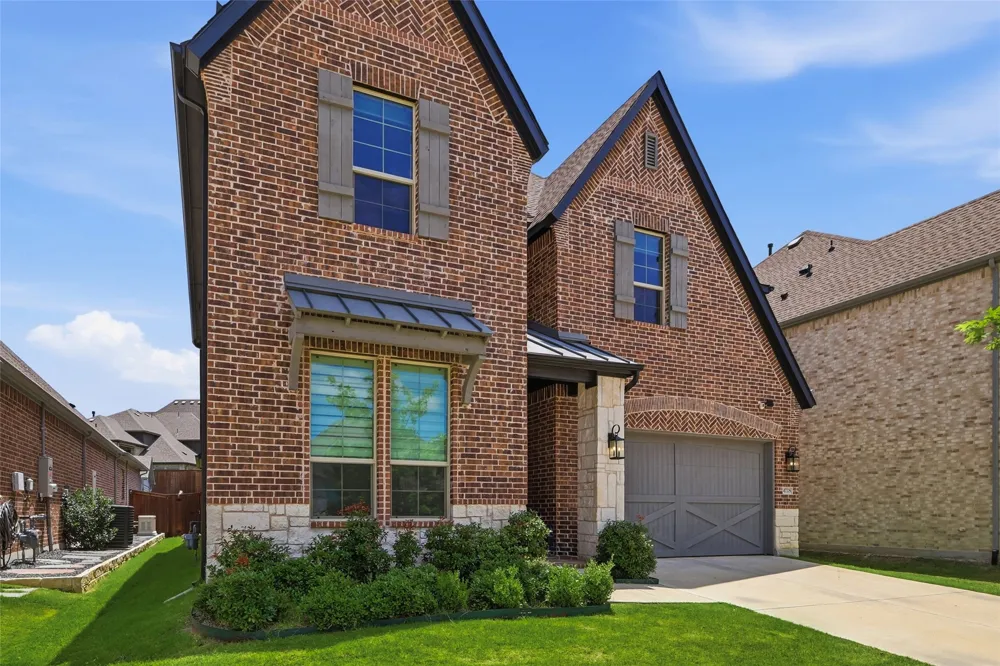 4728 Brockwell Drive Carrollton, TX 75010
