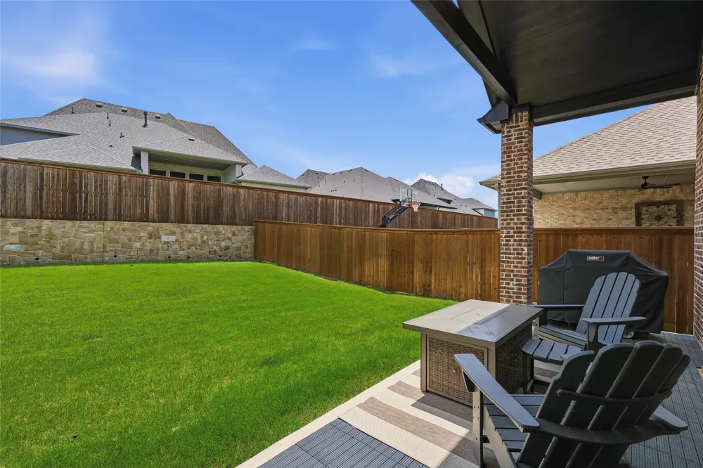 4728 Brockwell Drive Carrollton, TX 75010
