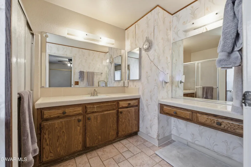 4533 W Avenue K12 Quartz Hill, CA 93536