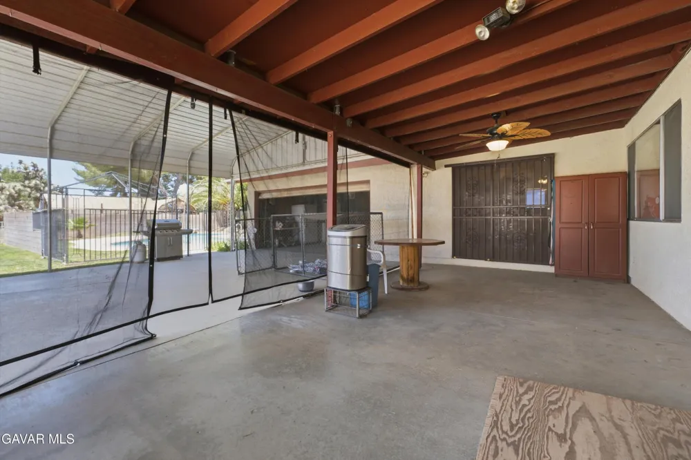 4533 W Avenue K12 Quartz Hill, CA 93536