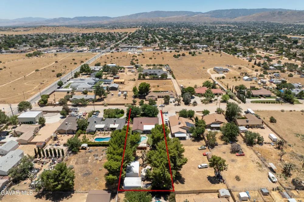 4533 W Avenue K12 Quartz Hill, CA 93536