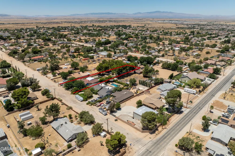 4533 W Avenue K12 Quartz Hill, CA 93536