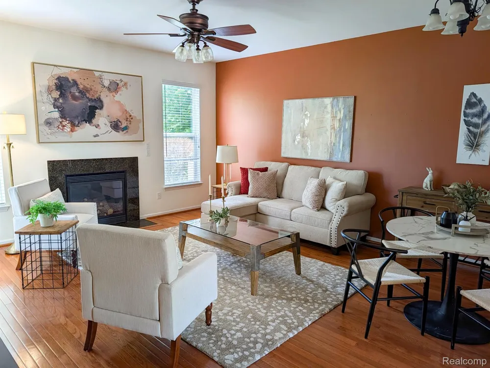 5953 High Point Court #29 Brighton Township, MI 48116