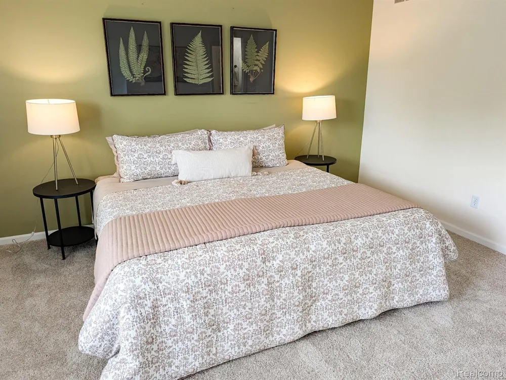 5953 High Point Court #29 Brighton Township, MI 48116