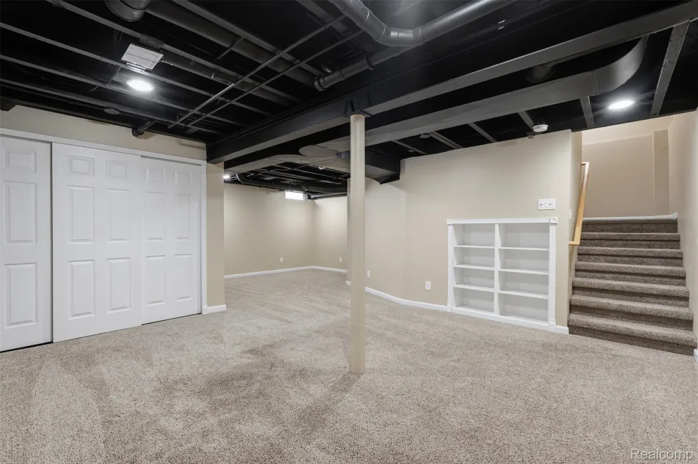 5953 High Point Court #29 Brighton Township, MI 48116