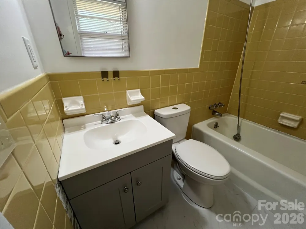 649 Pine Street Extension Forest City, NC 28043