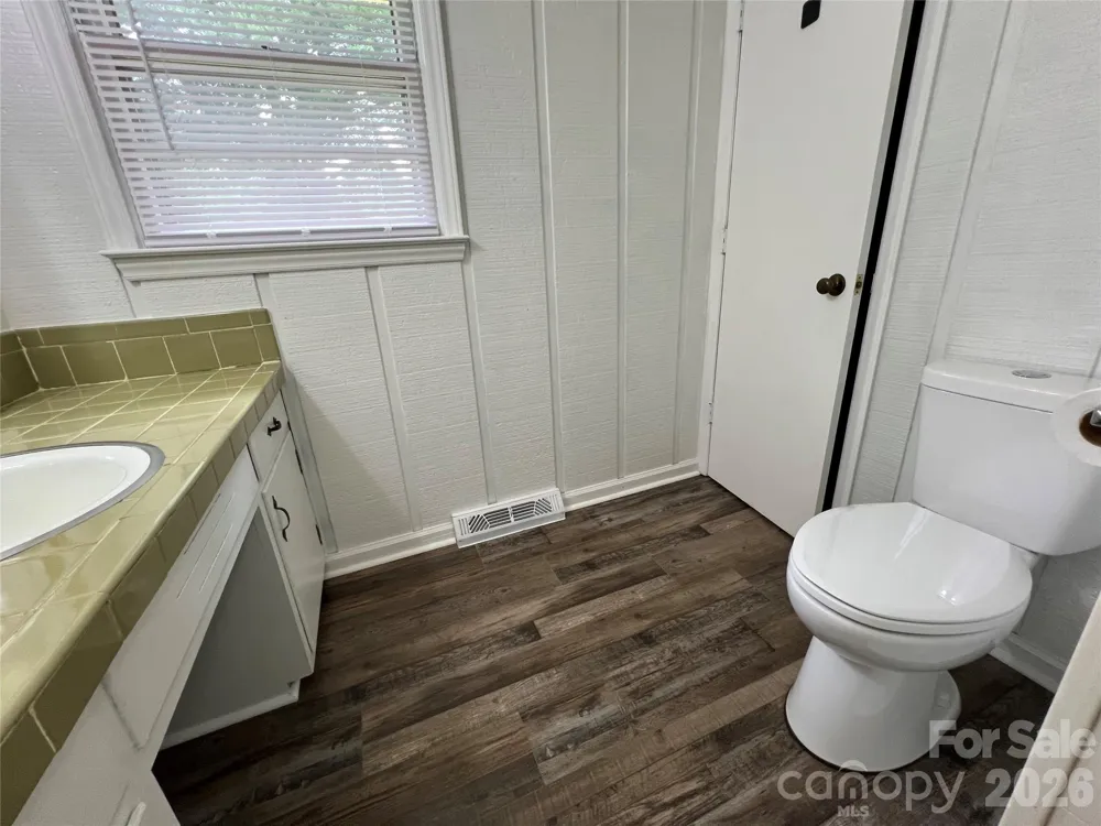 649 Pine Street Extension Forest City, NC 28043