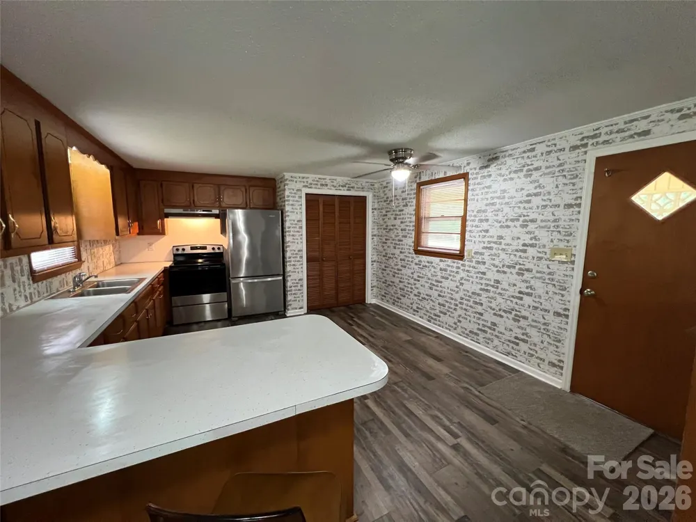 649 Pine Street Extension Forest City, NC 28043