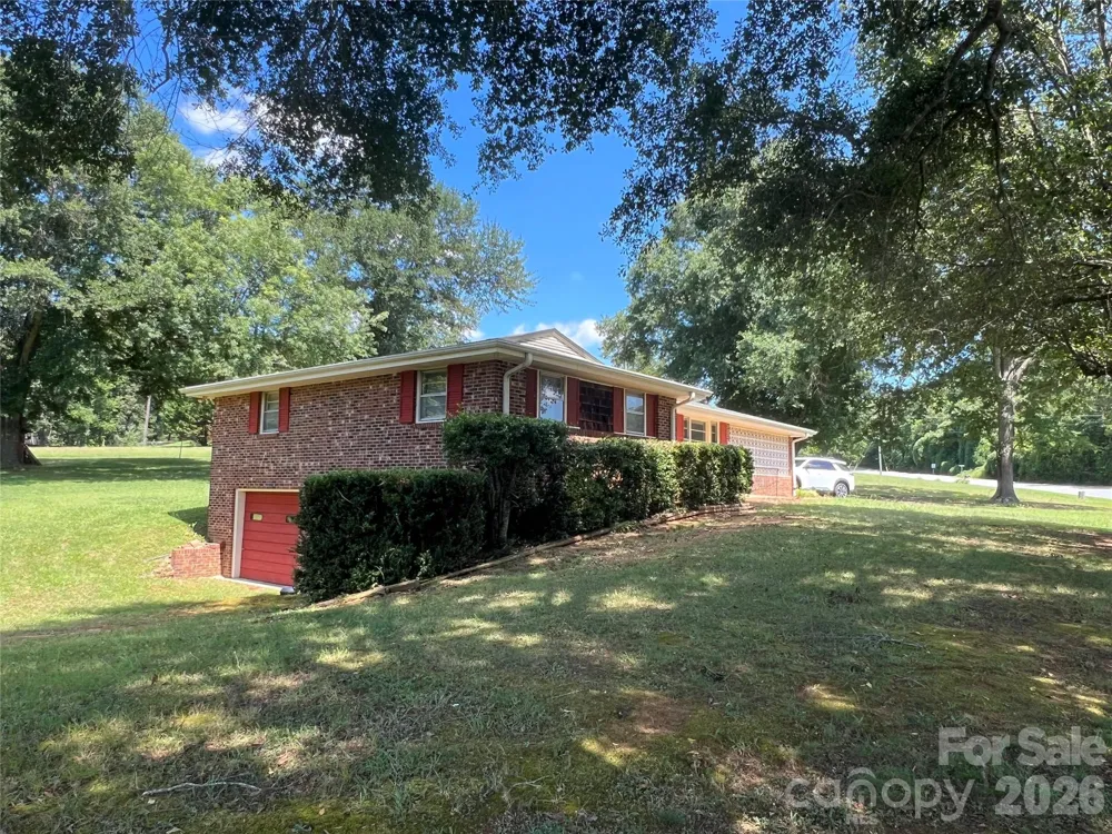 649 Pine Street Extension Forest City, NC 28043