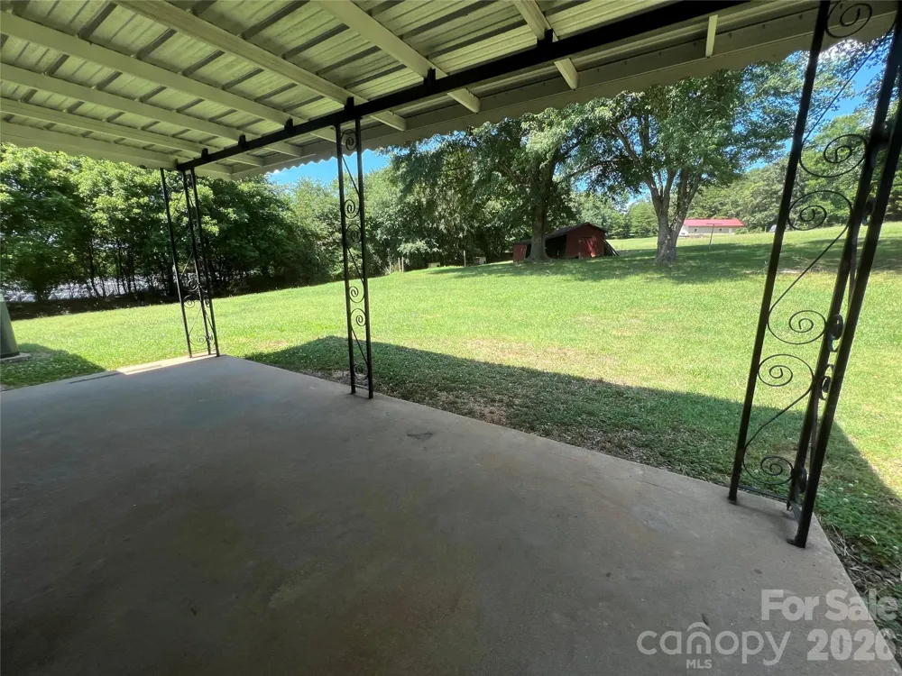 649 Pine Street Extension Forest City, NC 28043