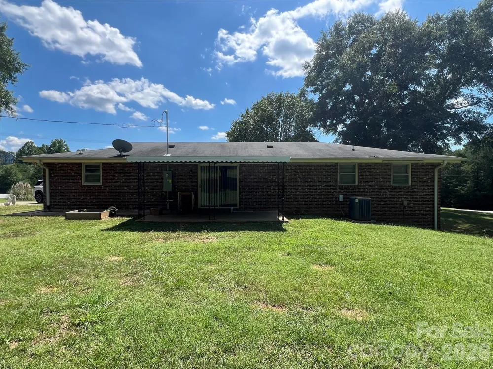 649 Pine Street Extension Forest City, NC 28043