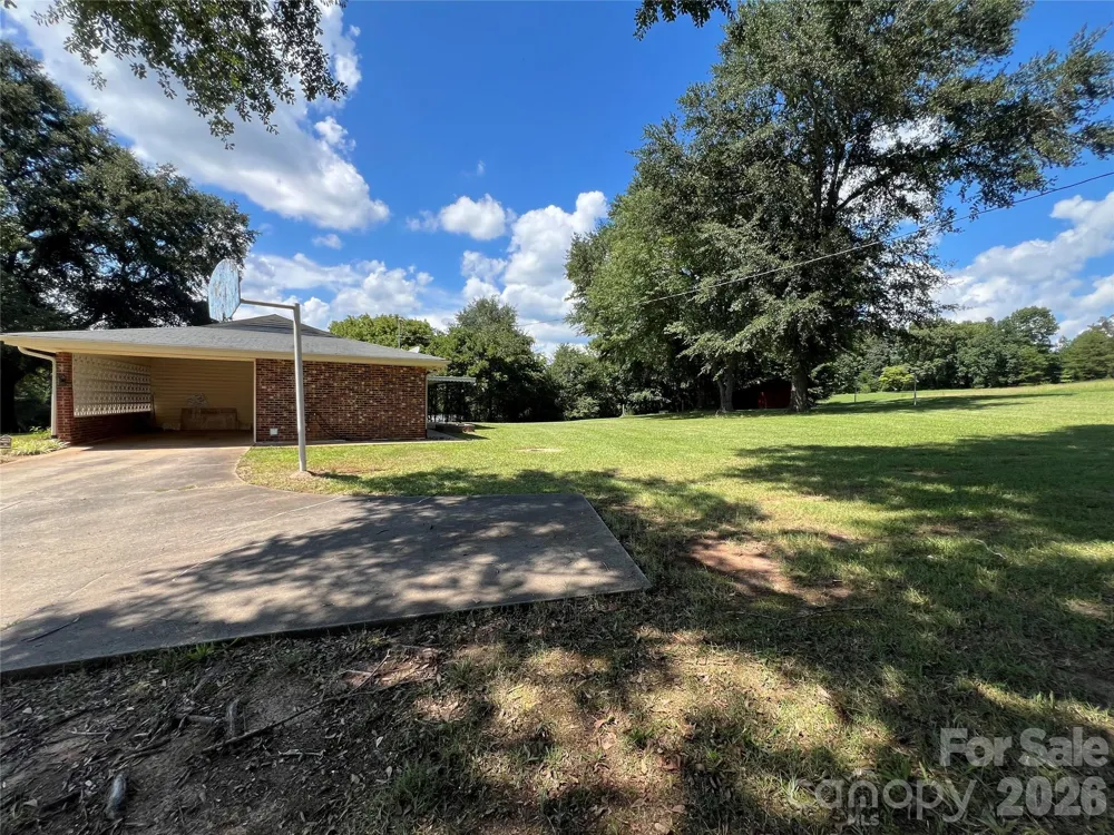 649 Pine Street Extension Forest City, NC 28043