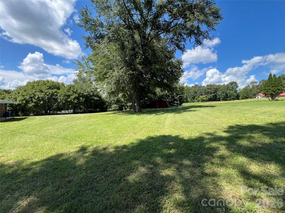 649 Pine Street Extension Forest City, NC 28043
