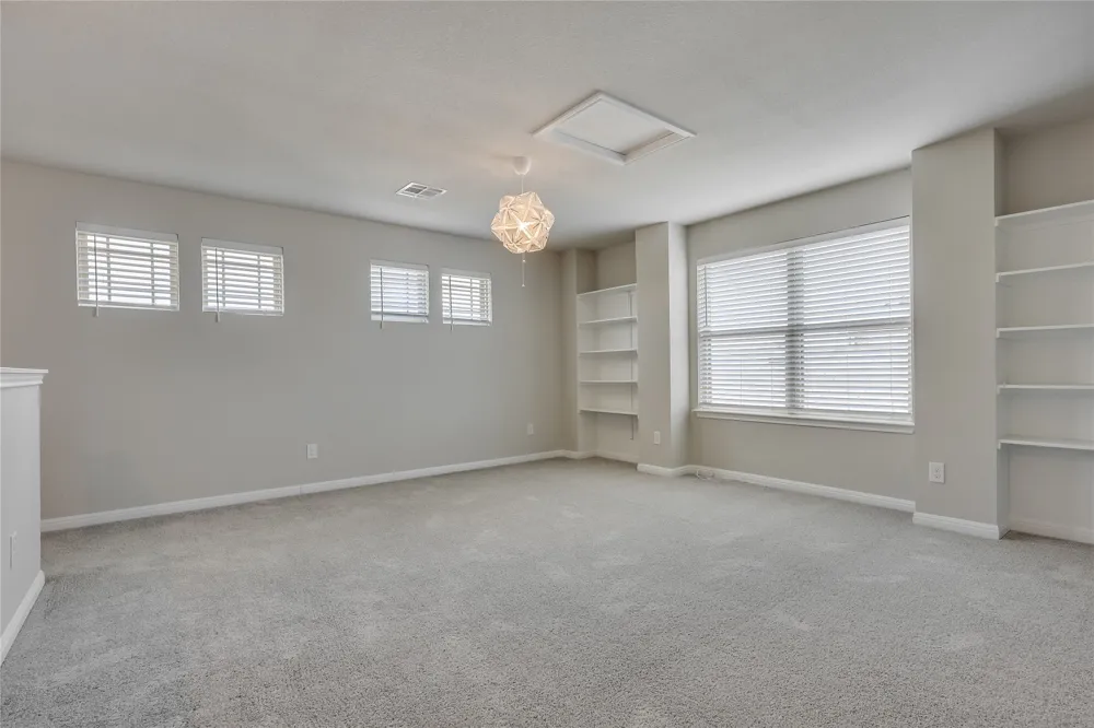 12405 Amber Lynn Path Manor, TX 78653