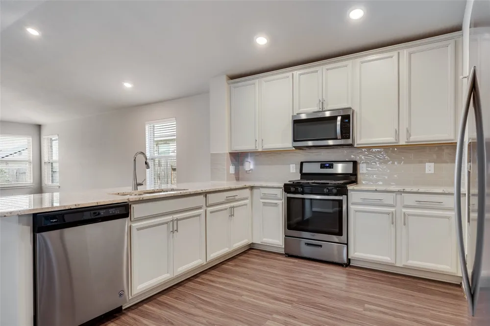 12405 Amber Lynn Path Manor, TX 78653