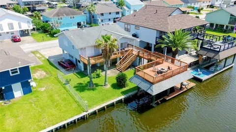 1006 Redfish Street