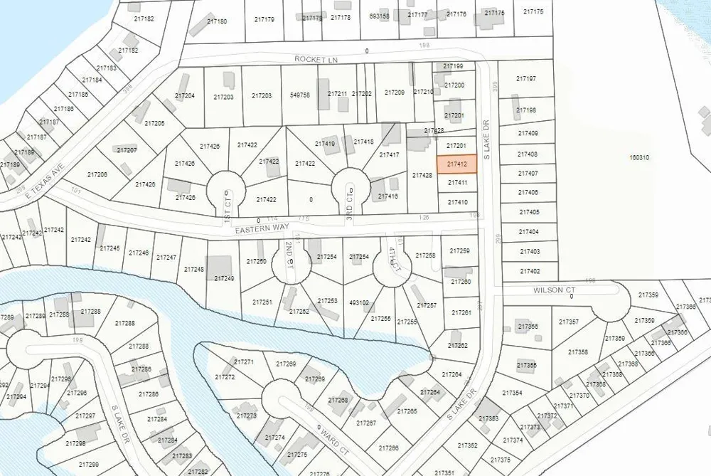 S Lake Drive Angleton, TX 77515