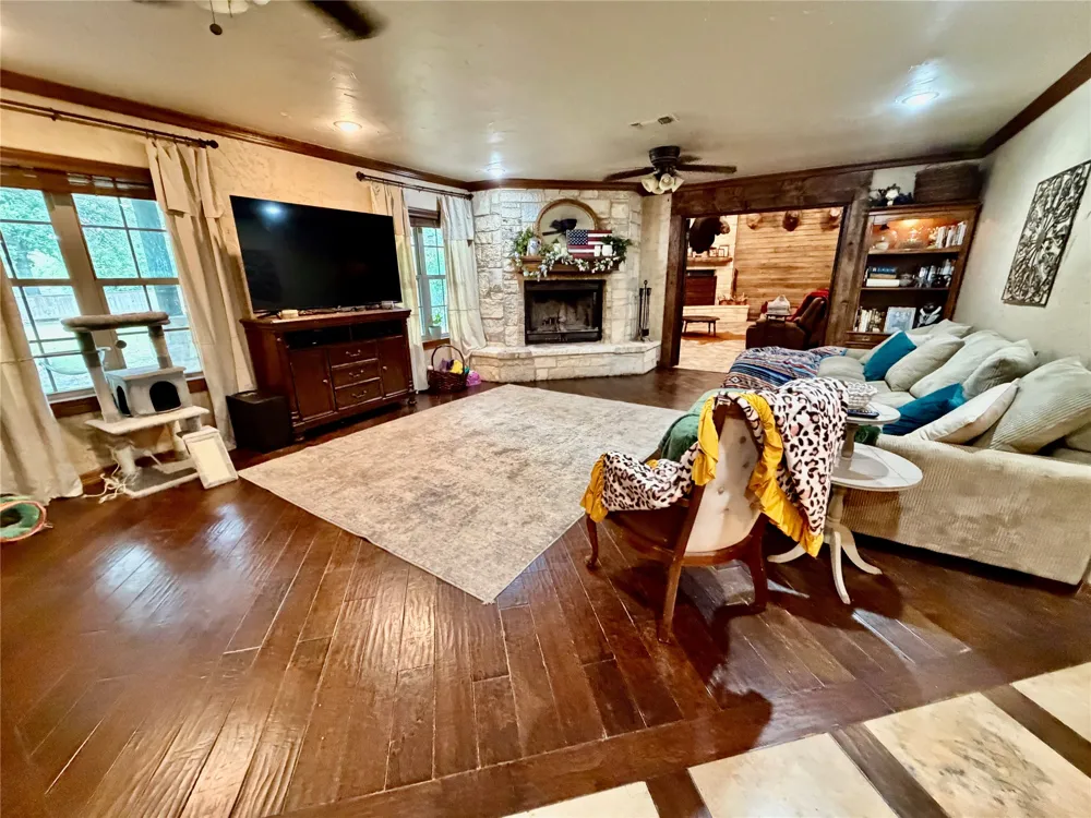 309 County Road 461 Eastland, TX 76448