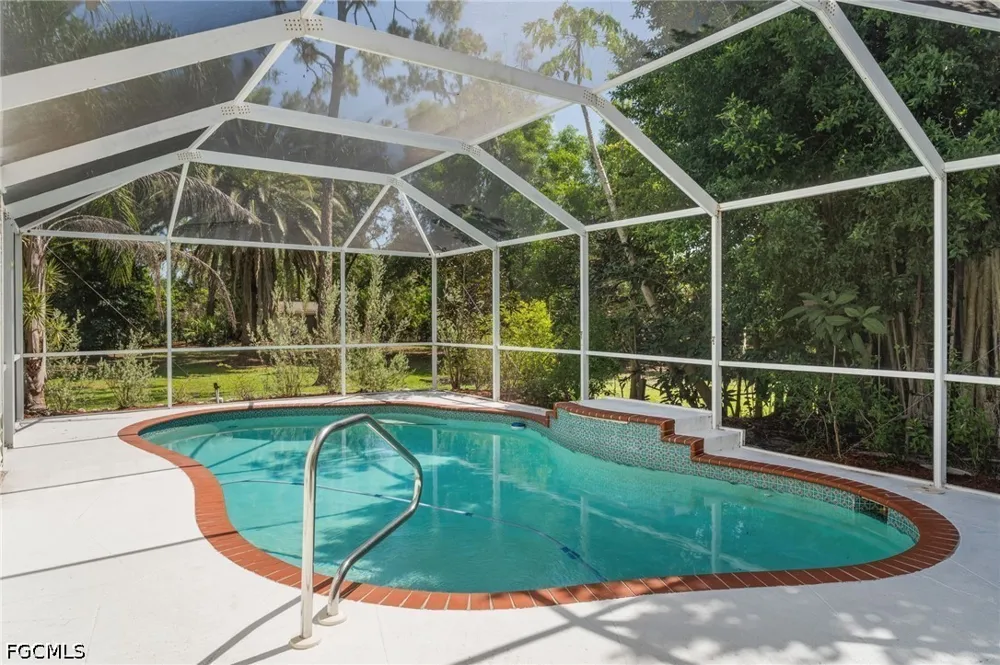 Briar Ridge Circle Fort Myers, FL 33912