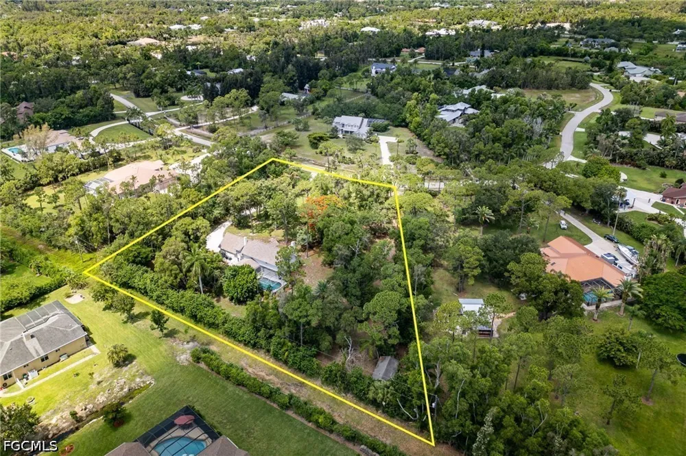 Briar Ridge Circle Fort Myers, FL 33912