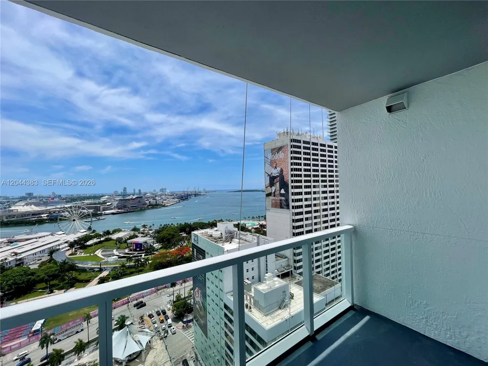 253 NE 2nd St #2409 Miami, FL 33132