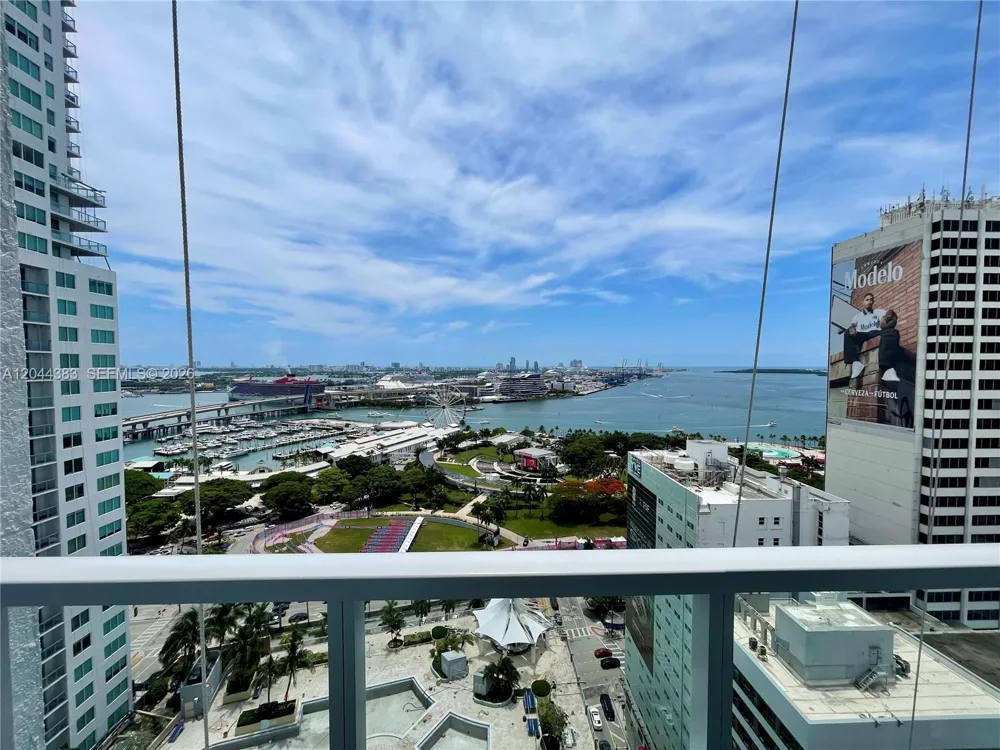 253 NE 2nd St #2409 Miami, FL 33132