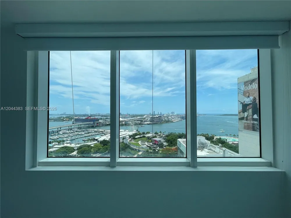 253 NE 2nd St #2409 Miami, FL 33132