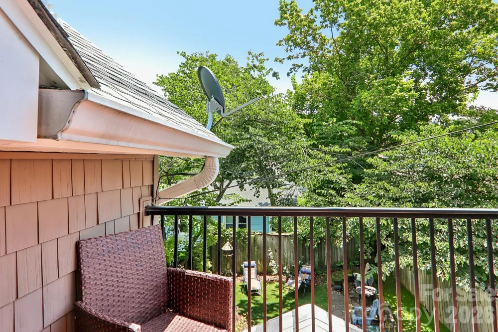 23 Tuskeegee Street Asheville, NC 28801