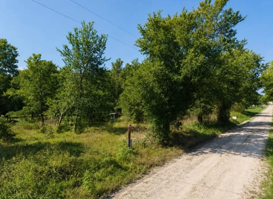 9026 NE County road 2140 Kerens, TX 75144