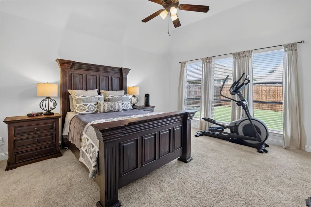 3717 Wildridge Boulevard Oak Point, TX 75068