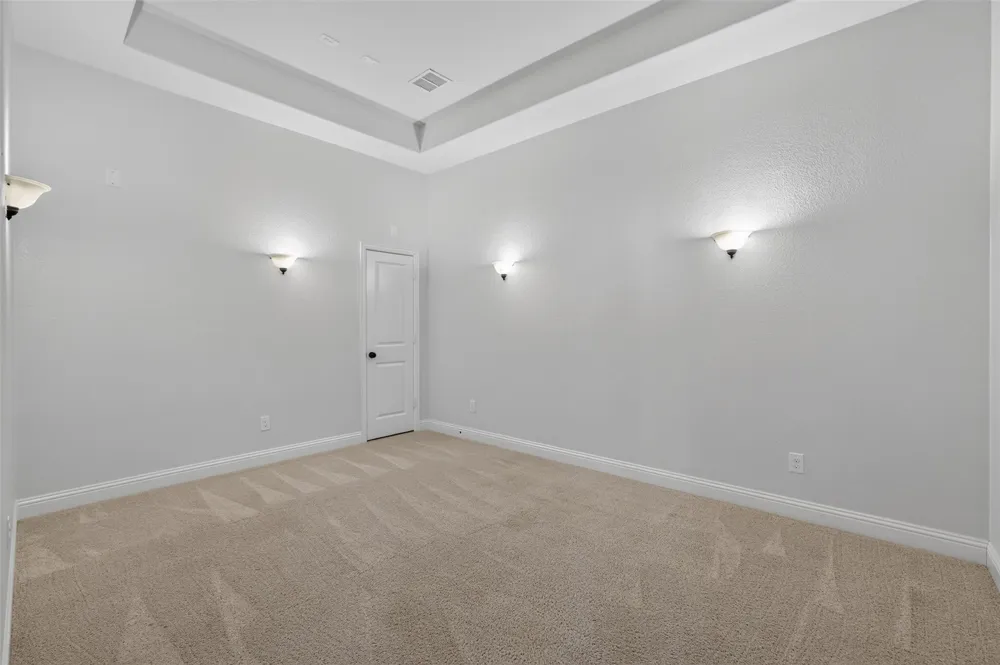 3717 Wildridge Boulevard Oak Point, TX 75068