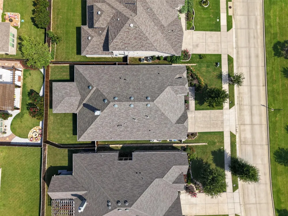 3717 Wildridge Boulevard Oak Point, TX 75068